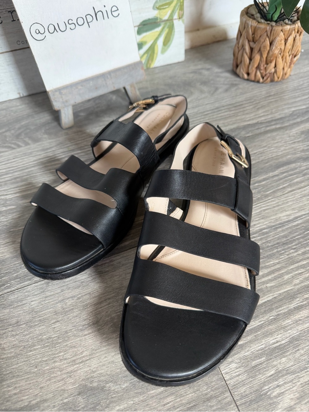 Cole Haan Anela Grand 360 Black Leather Strappy Sandals. Size 8.5